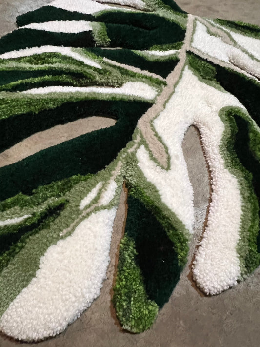 Tufted Monstera Leaf rug, size 32x25, in green and white shades.