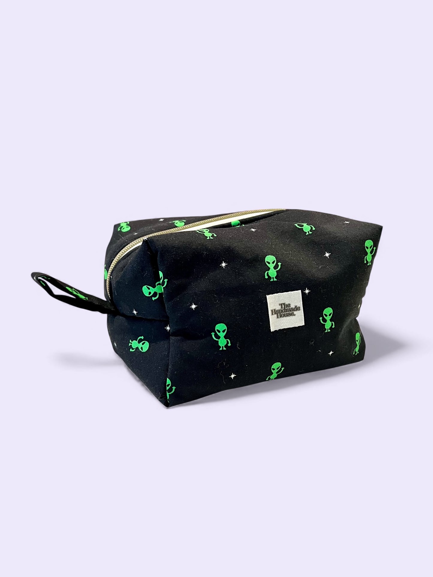 Alien Pouch